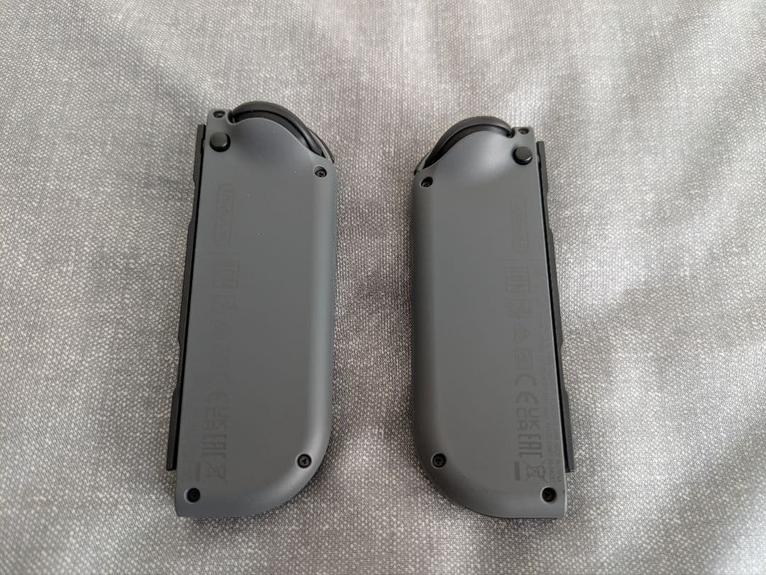 【2025年2月購入】Nintendo Switch 本体 グレー＆プロコン