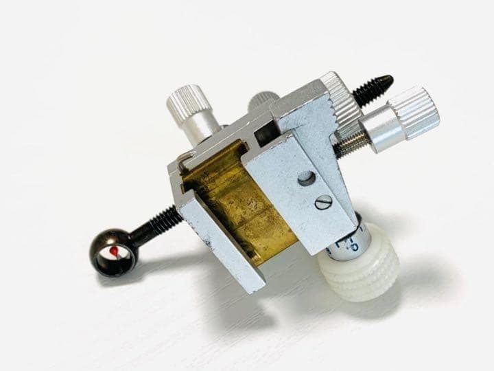 アーチェリー　サイトシルバー　ヤマハ用　シブヤ製銀　台座付　YAMAHA 美品