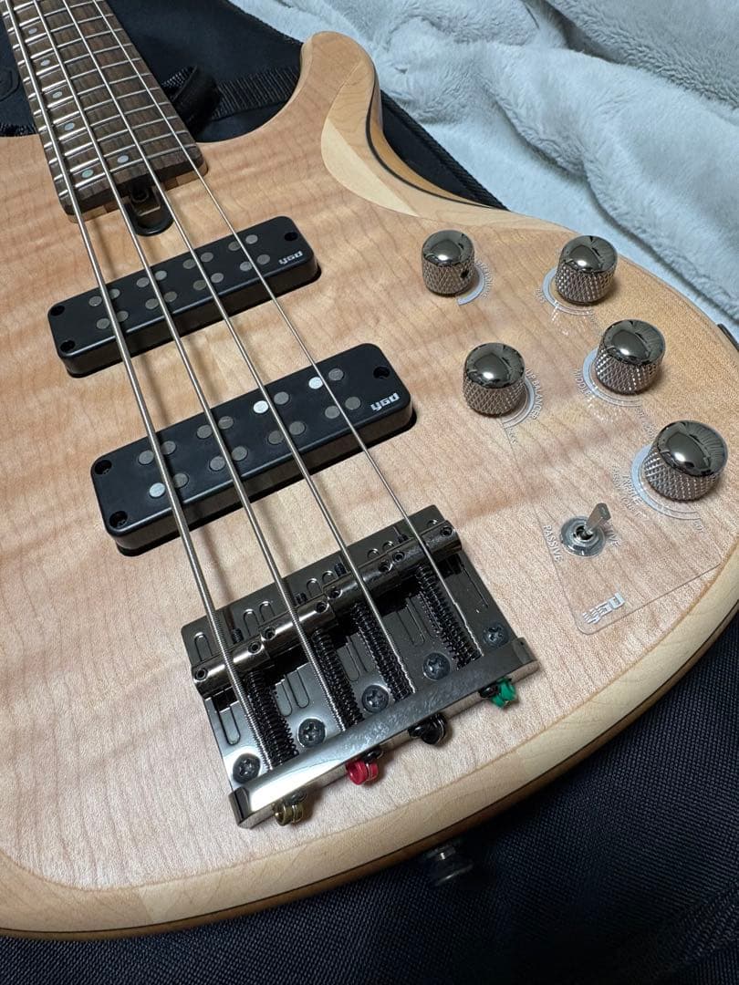 YAMAHA　TRBX604FM エレキベース