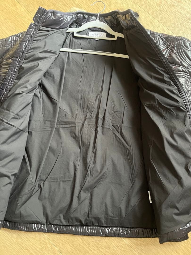 引越し叩き売り！マーク&ロナ　防寒ブルゾン