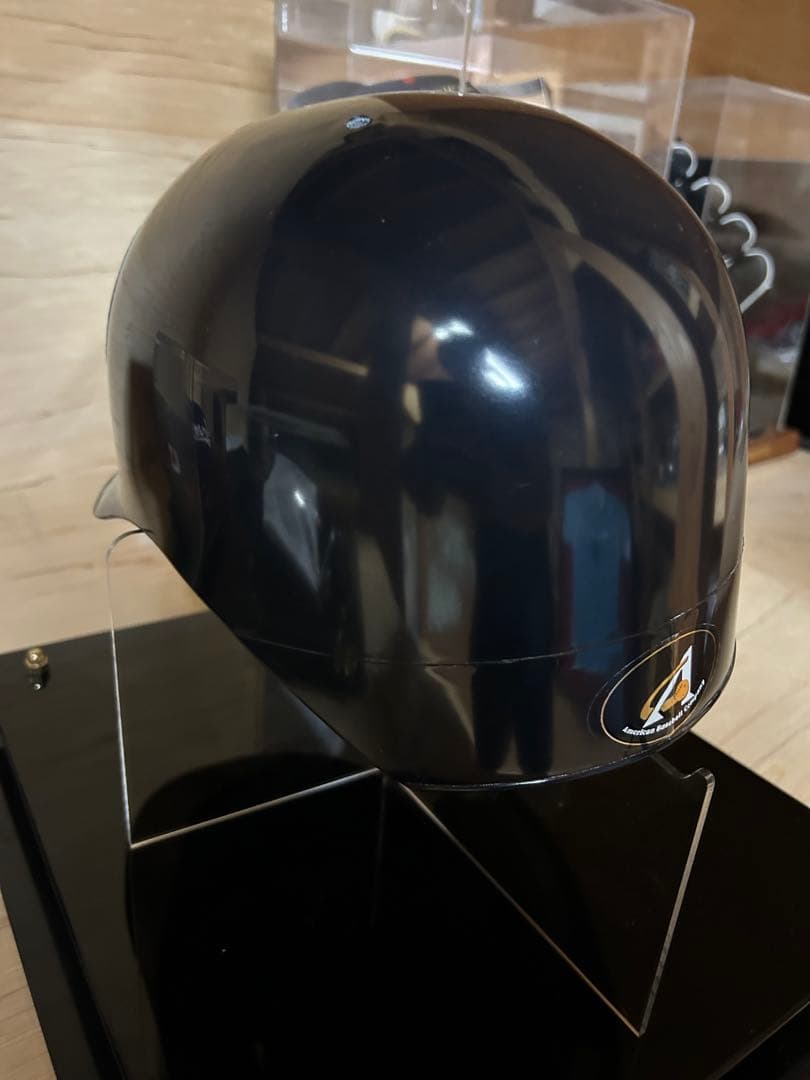 イチローサイン入りシアトル・マリナーズヘルメット