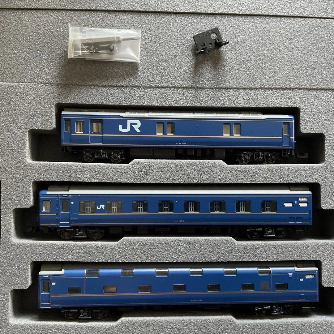 KATO Nゲージ 北斗星　デラックス編成　14両10-831/10-832